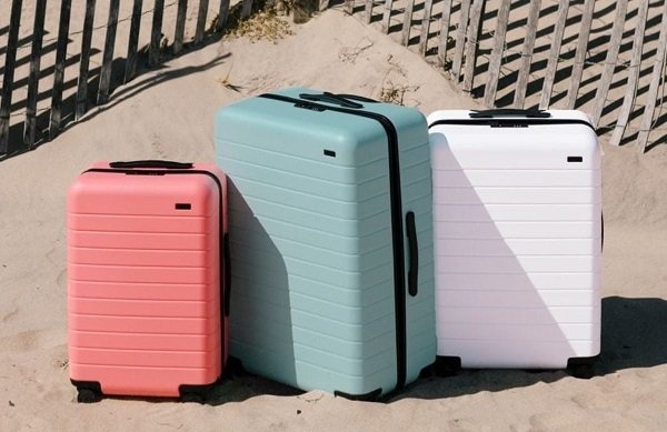 چمدان مسافرتی