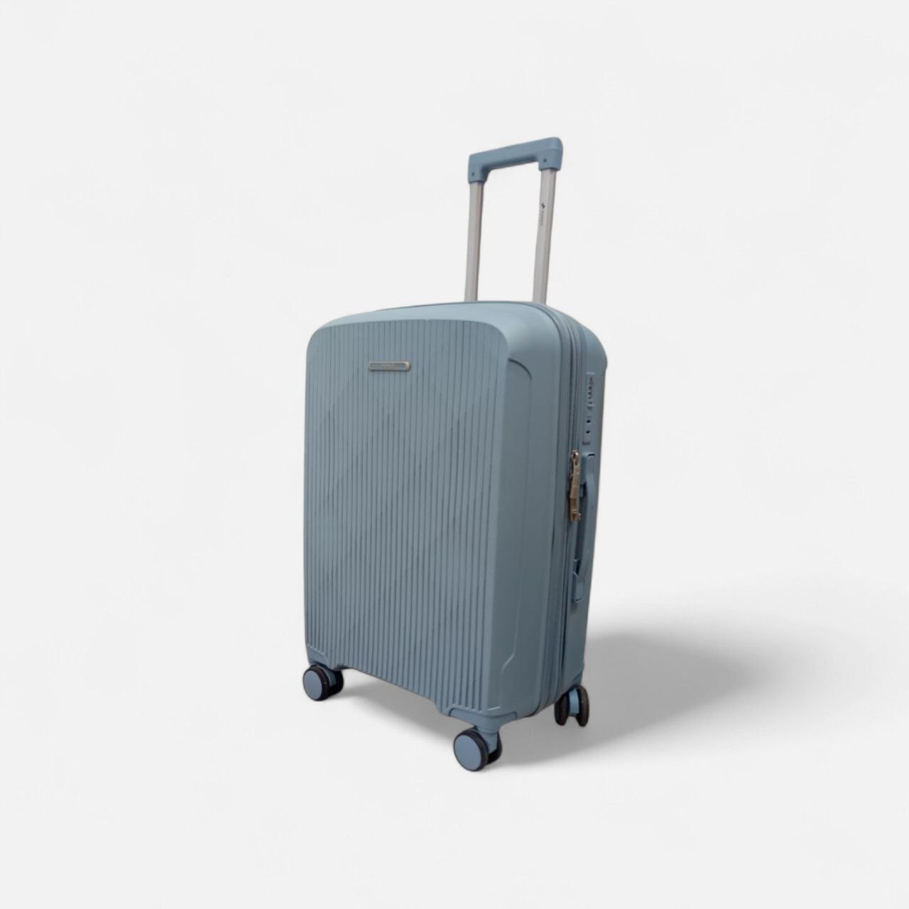 چمدان پاور مدل 711 سایز متوسط رنگ آبی روشن